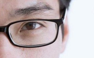 戴什么眼镜控制近视好，戴什么眼镜控制近视好一点